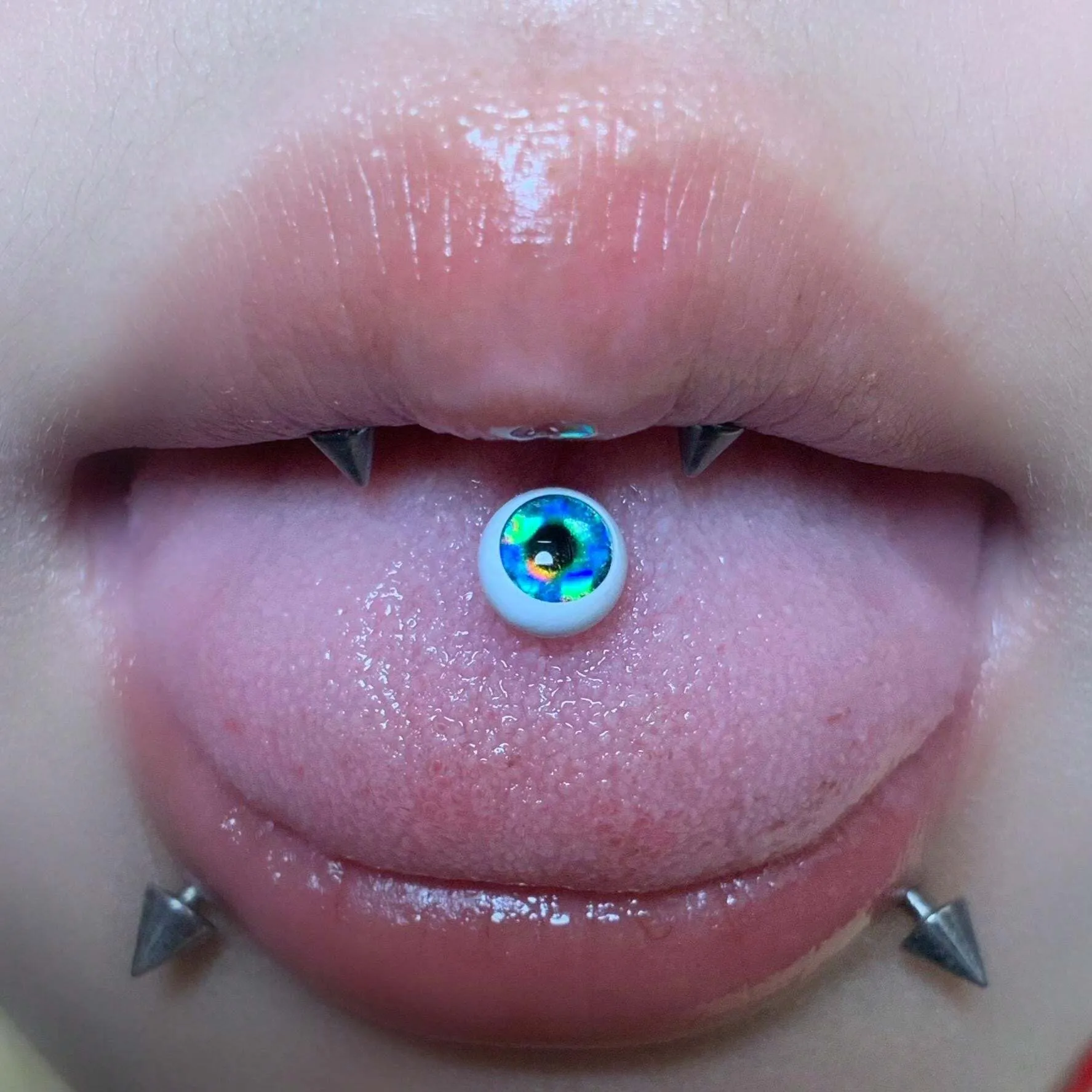15305 1b-052 Piercing de lengua blanca brillante con película brillante y reflectante