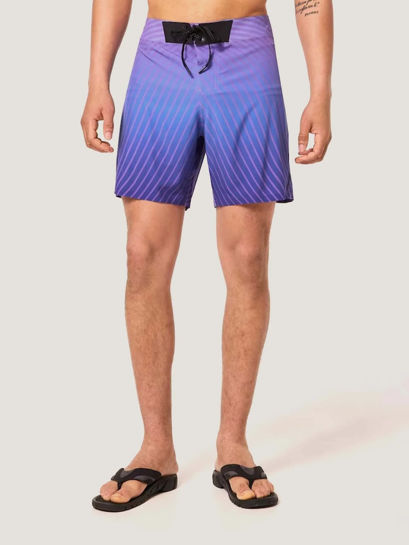 ROPA DE BAÑO OAKLEY HOMBRE TEMPESTAS SUM BOARDSHORT