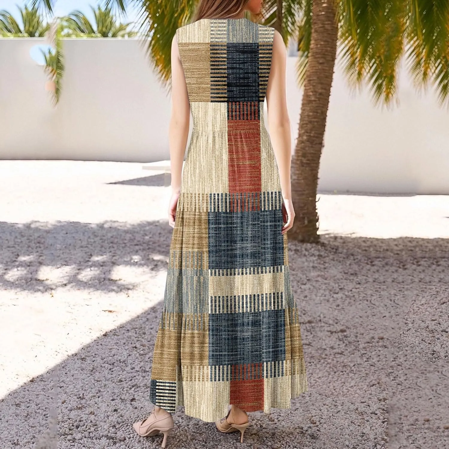 Summer Dresses for Women 2025 Maxi Casual Floral Boho Sundresses Sleeveless V-Neck Pleated Beach Vacation Tank Dress