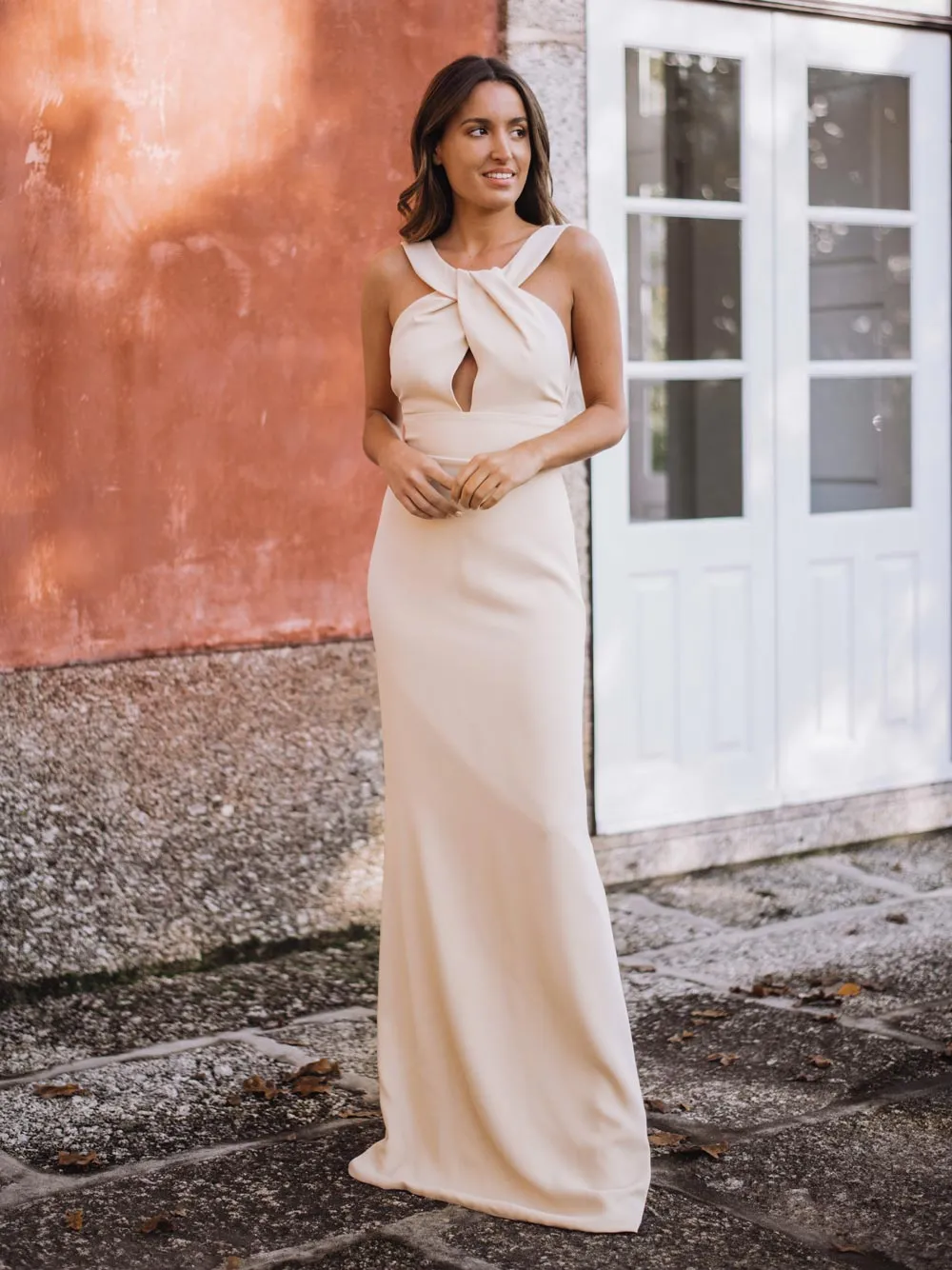 VESTIDO BEGE LONGO