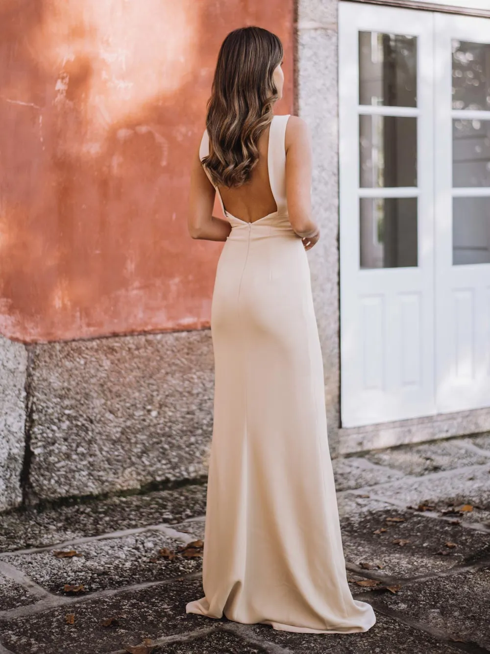 VESTIDO BEGE LONGO